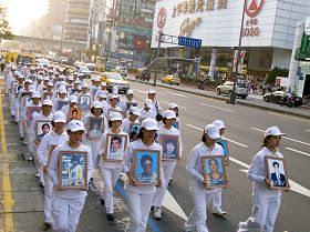 悼念被中共邪黨迫害致死的法輪功學員