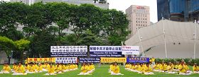 新加坡法輪功學員在芳林公園集會，抗議中共迫害