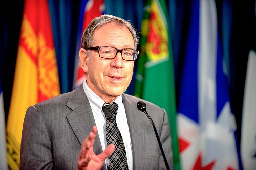 加拿大前司法部長、著名人權律師、前資深國會議員歐文•考特勒（Irwin Cotler）先生