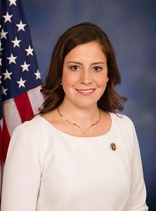 紐約州聯邦眾議員伊莉斯•斯蒂芬尼克（Elise Stefanik）