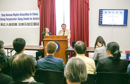 圖7：中國民主運動海外聯席會議主席魏京生認為，只有放下對中共的幻想，走出中共的欺騙，解體中共，才能解決中國的問題。