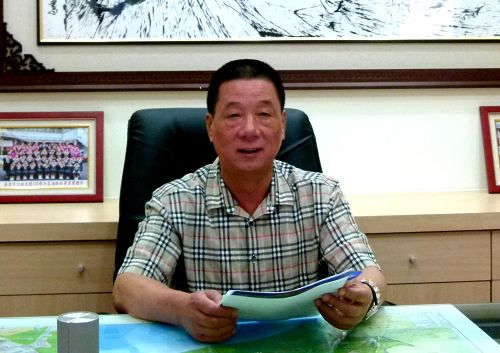 台東市長張國洲認為全球都應該站出來，為法輪功洗刷冤屈，讓法輪功受到應有的尊重，就是在維護人類的尊嚴。