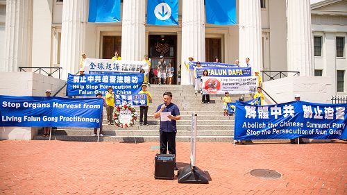 法輪功學員耿颯講述中共迫害帶給他家庭的災難