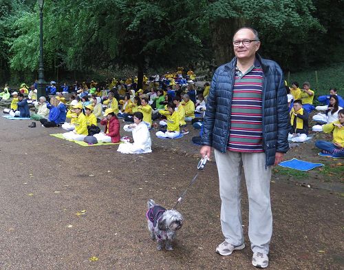 '圖5：愛德華（Edouard）先生認為法輪功修煉真善忍，在哪裏都是好的'