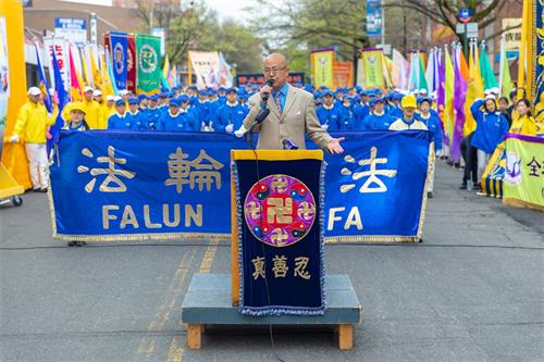 '圖6：大紀元專欄作家張林在集會上發言'