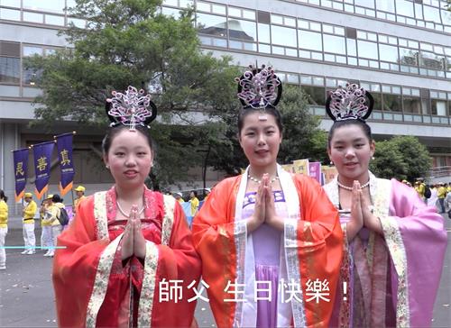 '圖8：仙女隊的雅然（左），仙姿（中）和法子（右）'