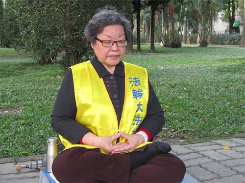 '圖1：今年八十五歲高齡的陳月嬌女士，修煉法輪大法得以化險為夷。'